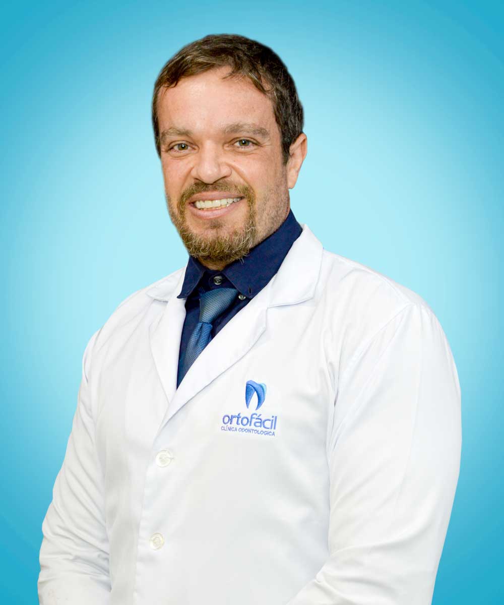https://www.ortofacil.com.br/wp-content/uploads/2021/06/Dentistas44.jpg